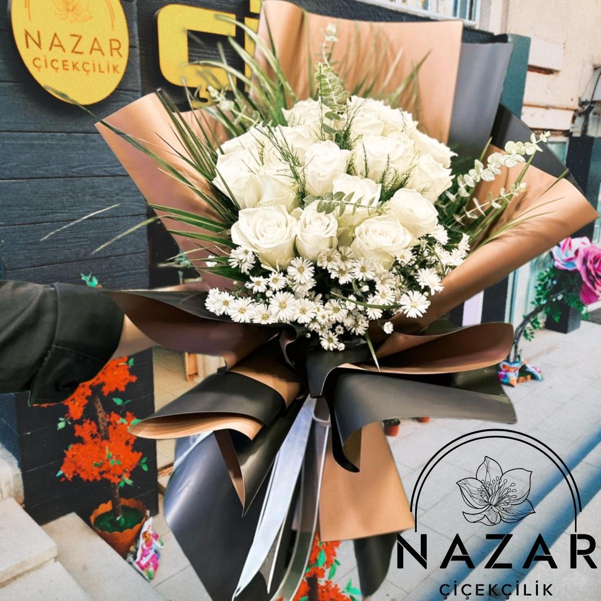 Beyaz Gül Demeti 21 Adet